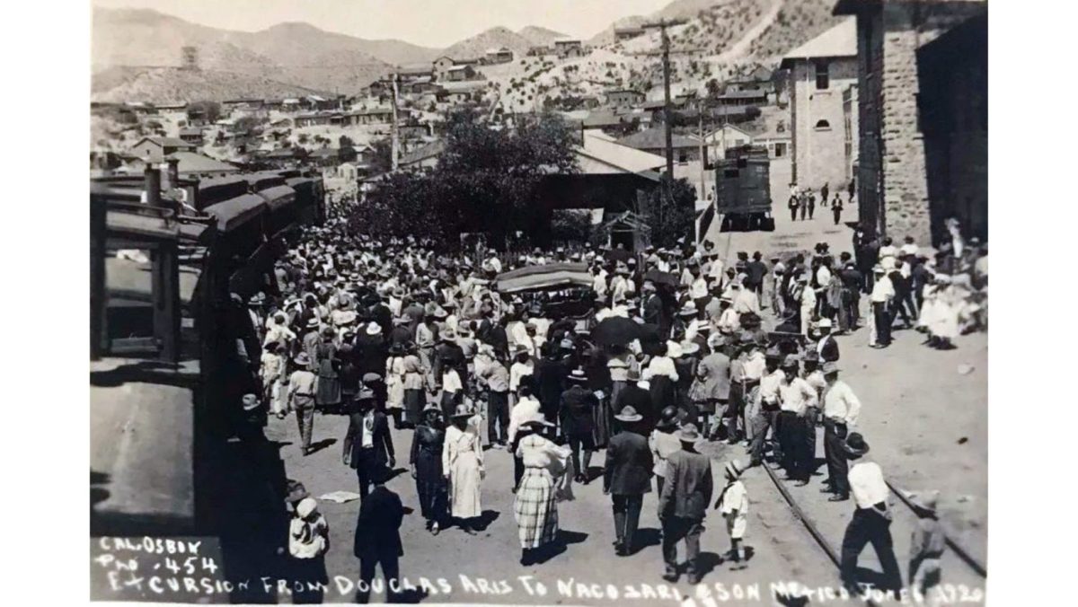 Estación del ferrocarril de Nacozari 1920 Llegada de pasajeros de Douglas